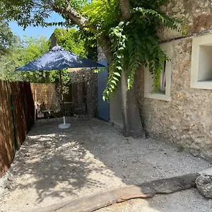La Parenthese Du - D'hotes Petits Dejeuners Inclus Et Terrasse Ombragee Saint-Antonin-du-Var